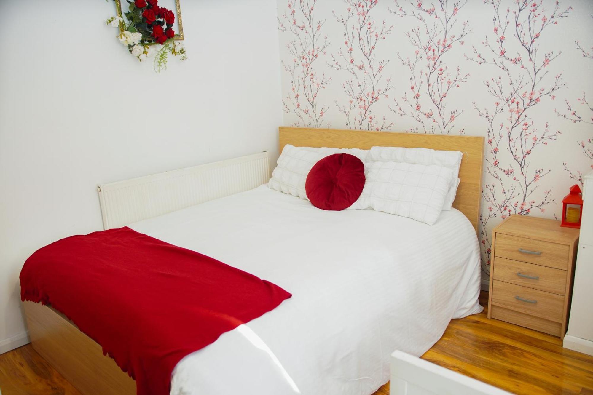5 Bedroom House Near Cardiff City. Εξωτερικό φωτογραφία